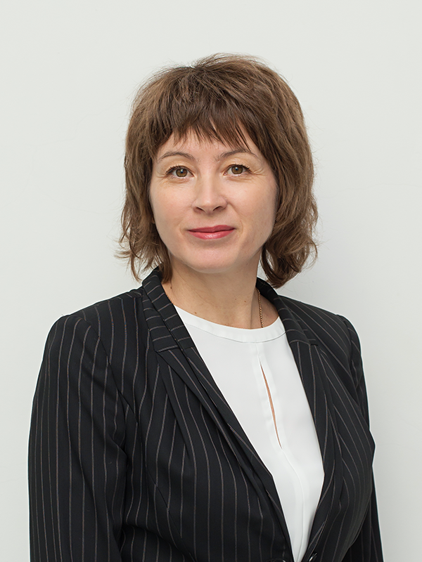 Леснова Людмила Владимировна.